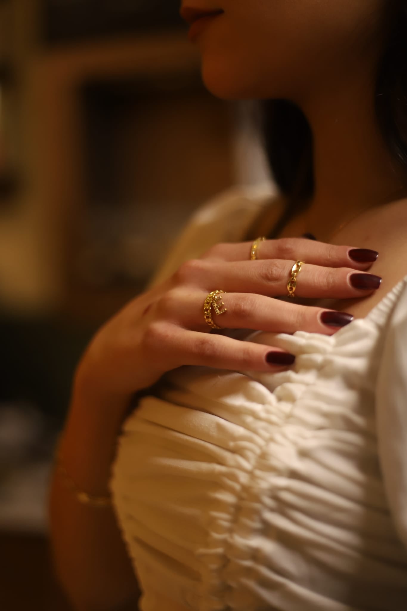 Ring mit Zirkonia Buchstabe