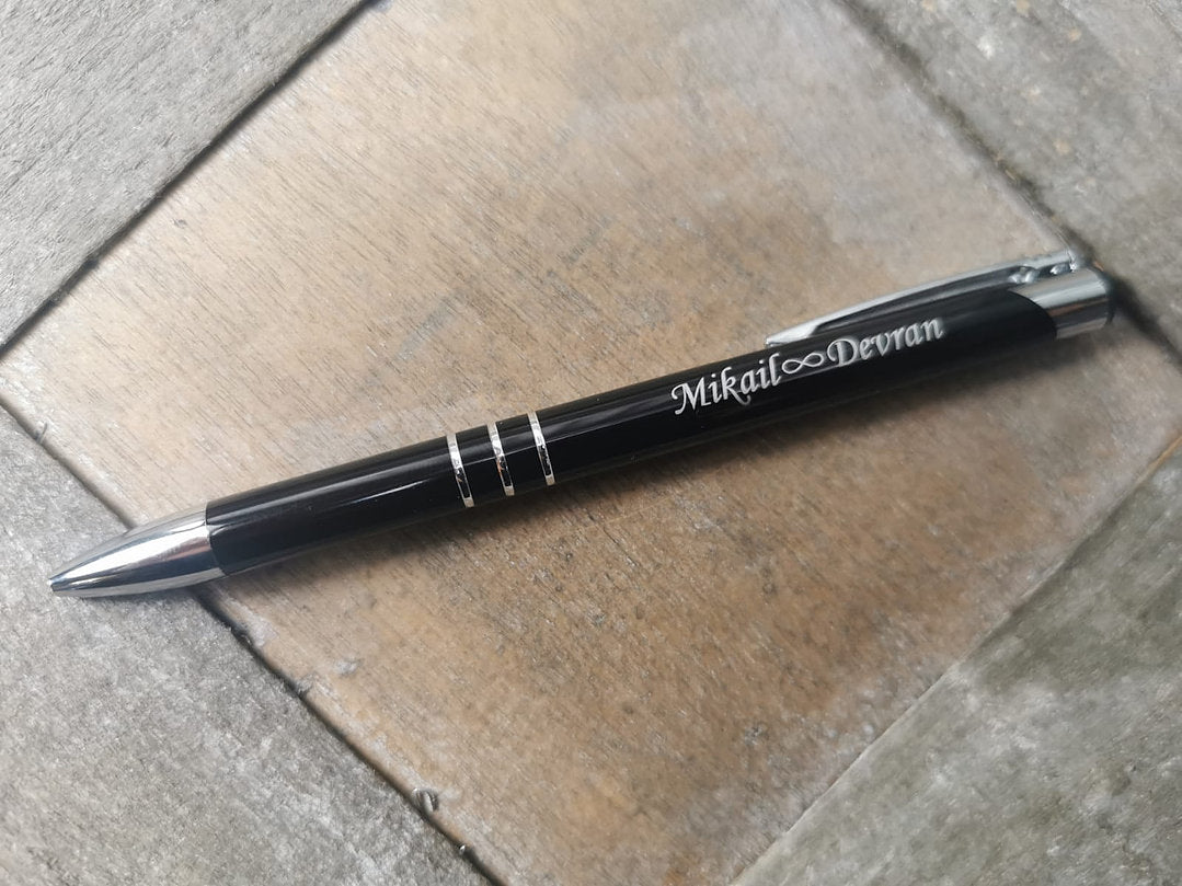 Kugelschreiber mit Wunschgravur